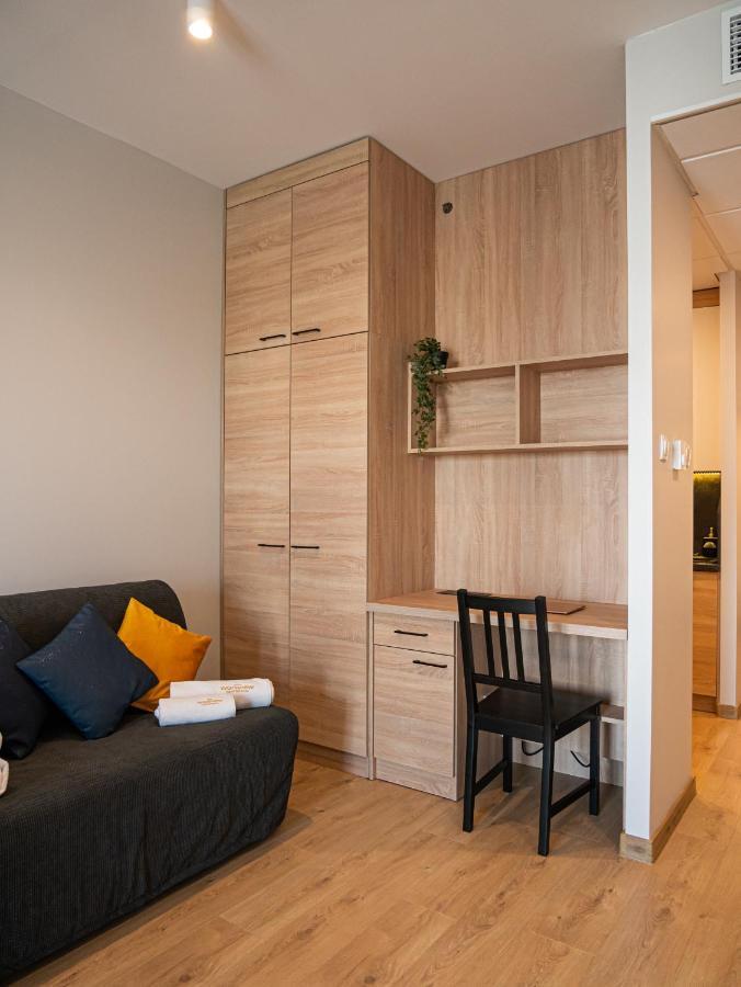 Warsview Apartments Varsavia Esterno foto